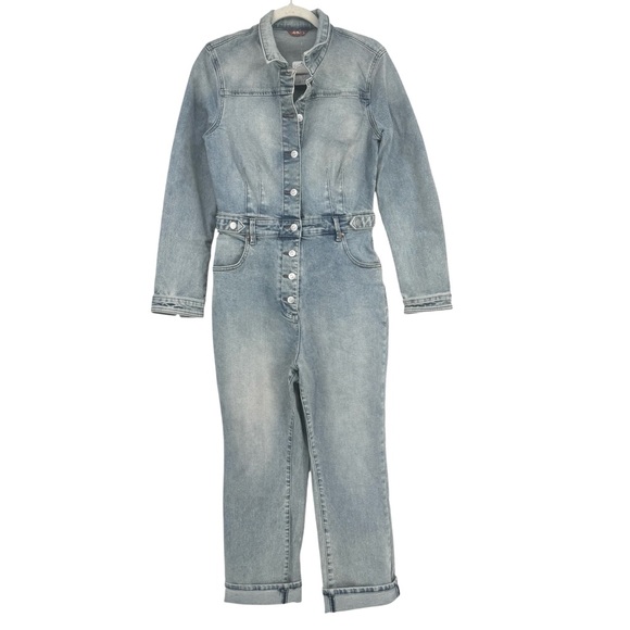 We The Free CRVY Scandalous Coverall Denim Jumpsuit Light Wash Sz 28 NWT - Picture 3 of 12